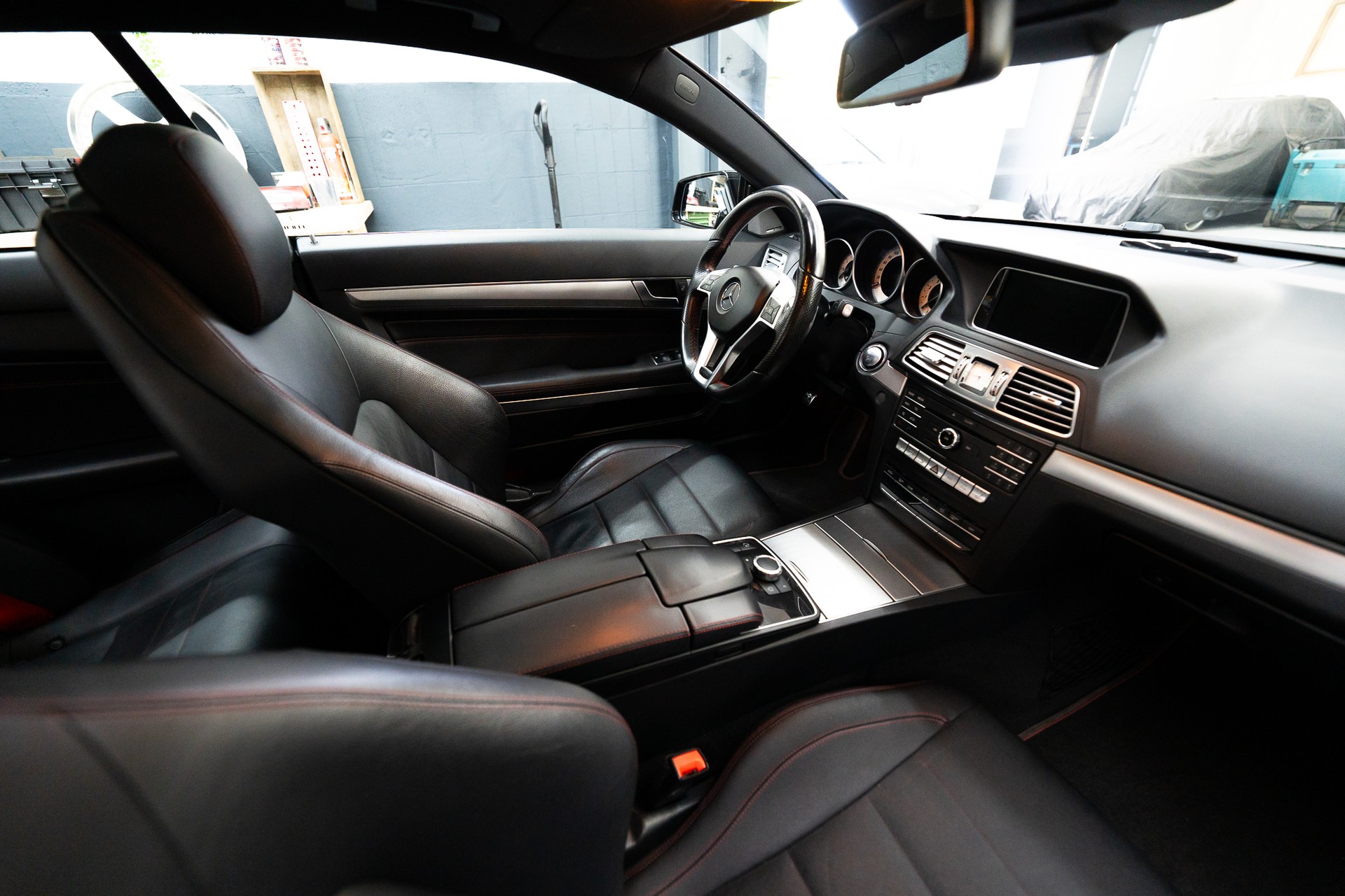MERCEDES-BENZ E 350 4Matic 7G-Tronic-image-10