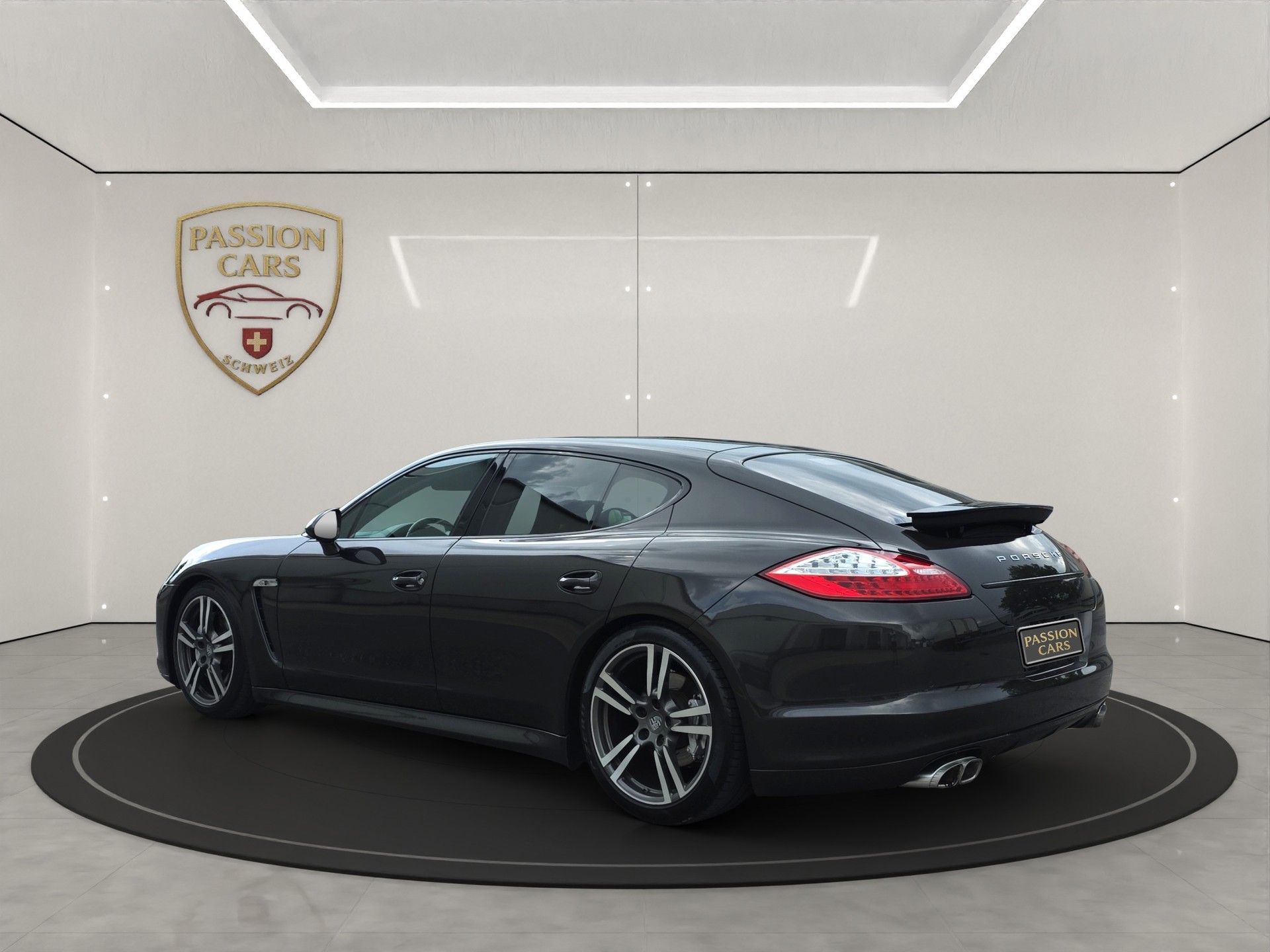 PORSCHE Panamera 4S 4.8 PDK-showroom-element-2