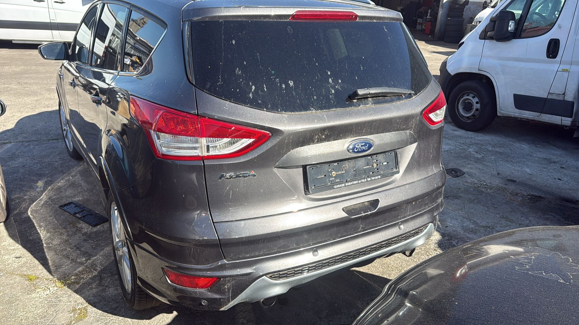 FORD Kuga 2.0 TDCi Titanium 4WD PowerShift-image-4