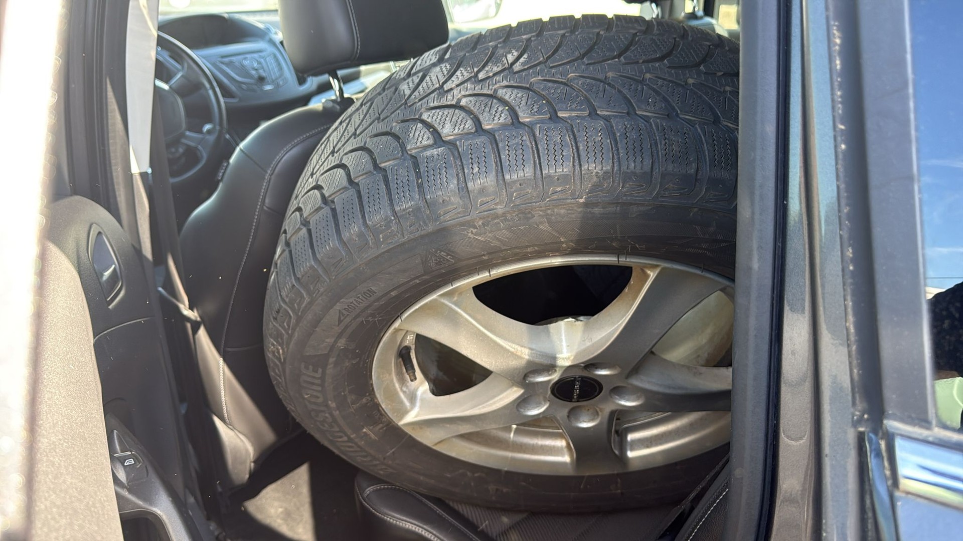 FORD Kuga 2.0 TDCi Titanium 4WD PowerShift-image-5