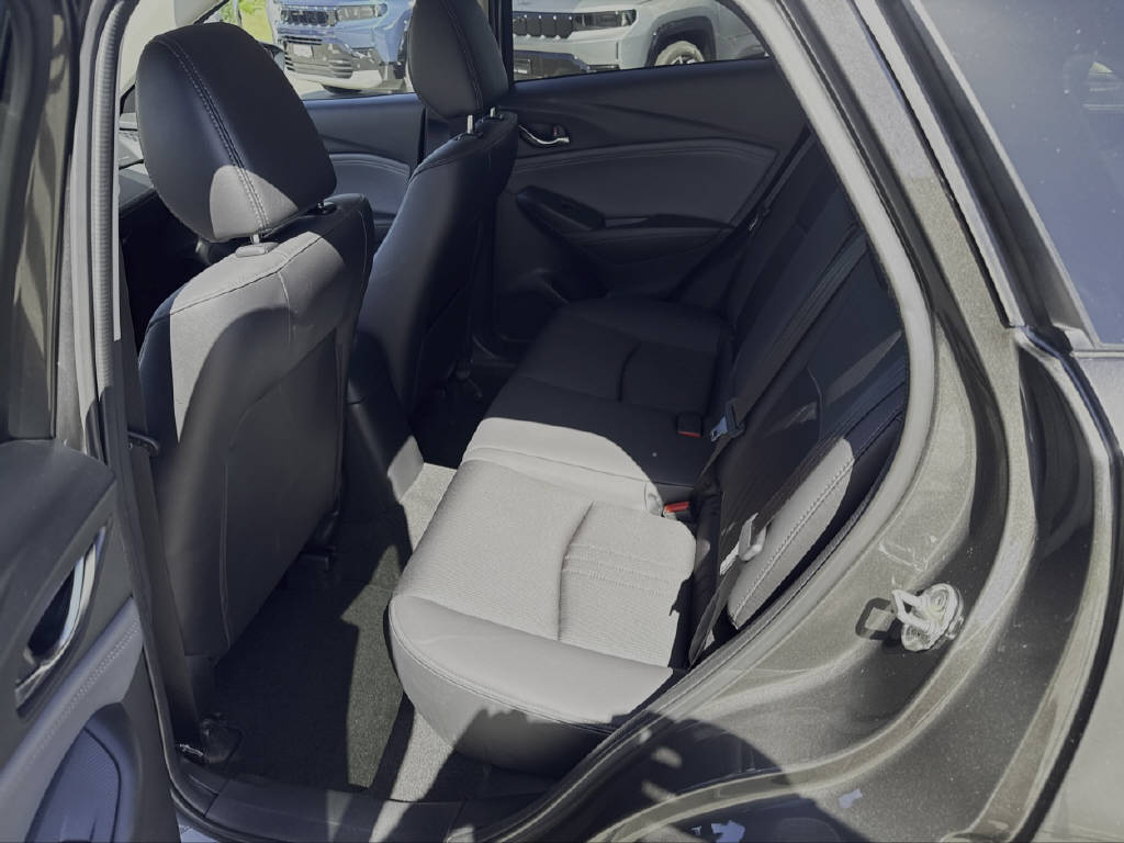 MAZDA CX-3 2.0 Revolution-image-11