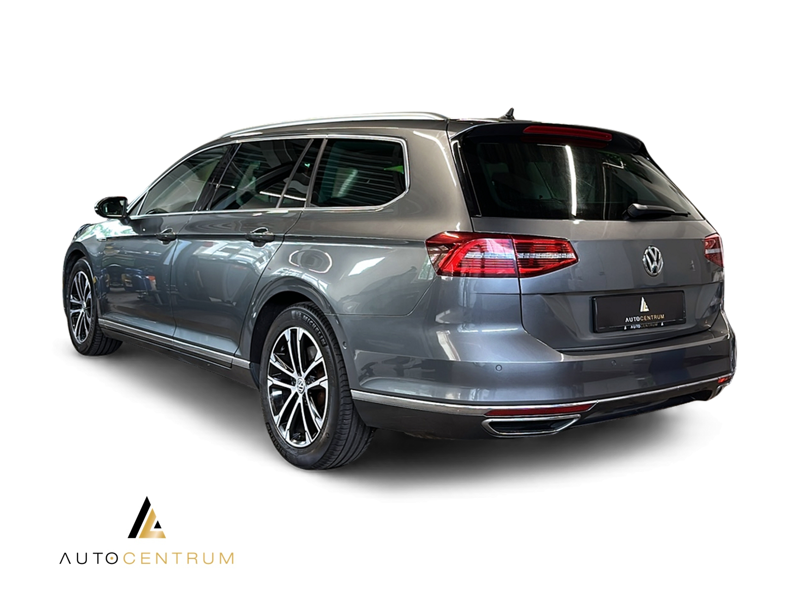 VW Passat Variant 2.0 TDI BMT High. DSG 4Motion-image-4