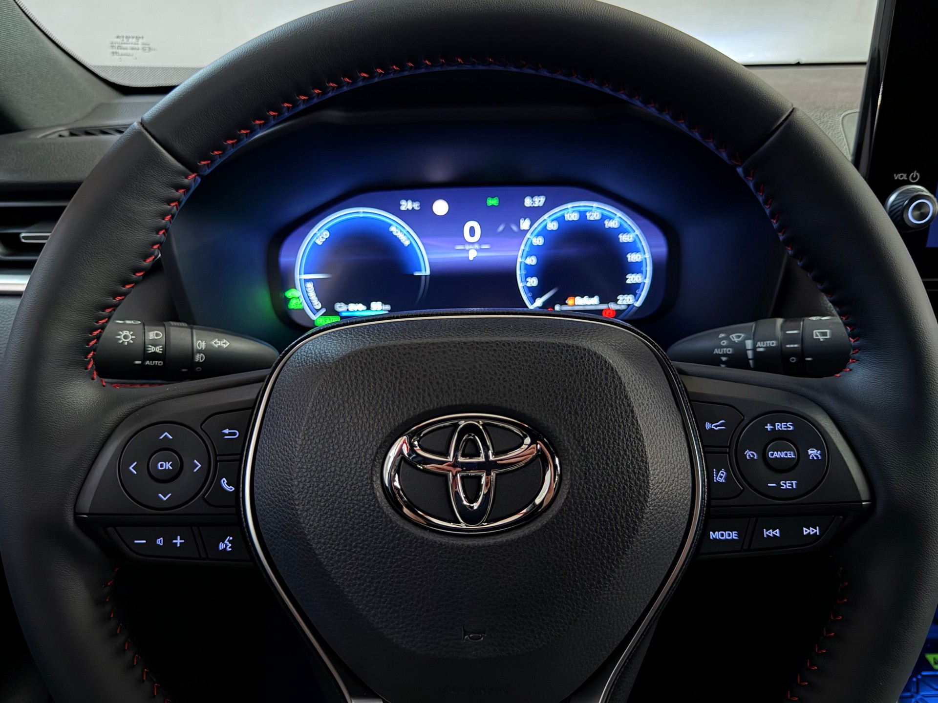 TOYOTA RAV-4 2.5 PHEV Trend e-CVT 4WD-image-28