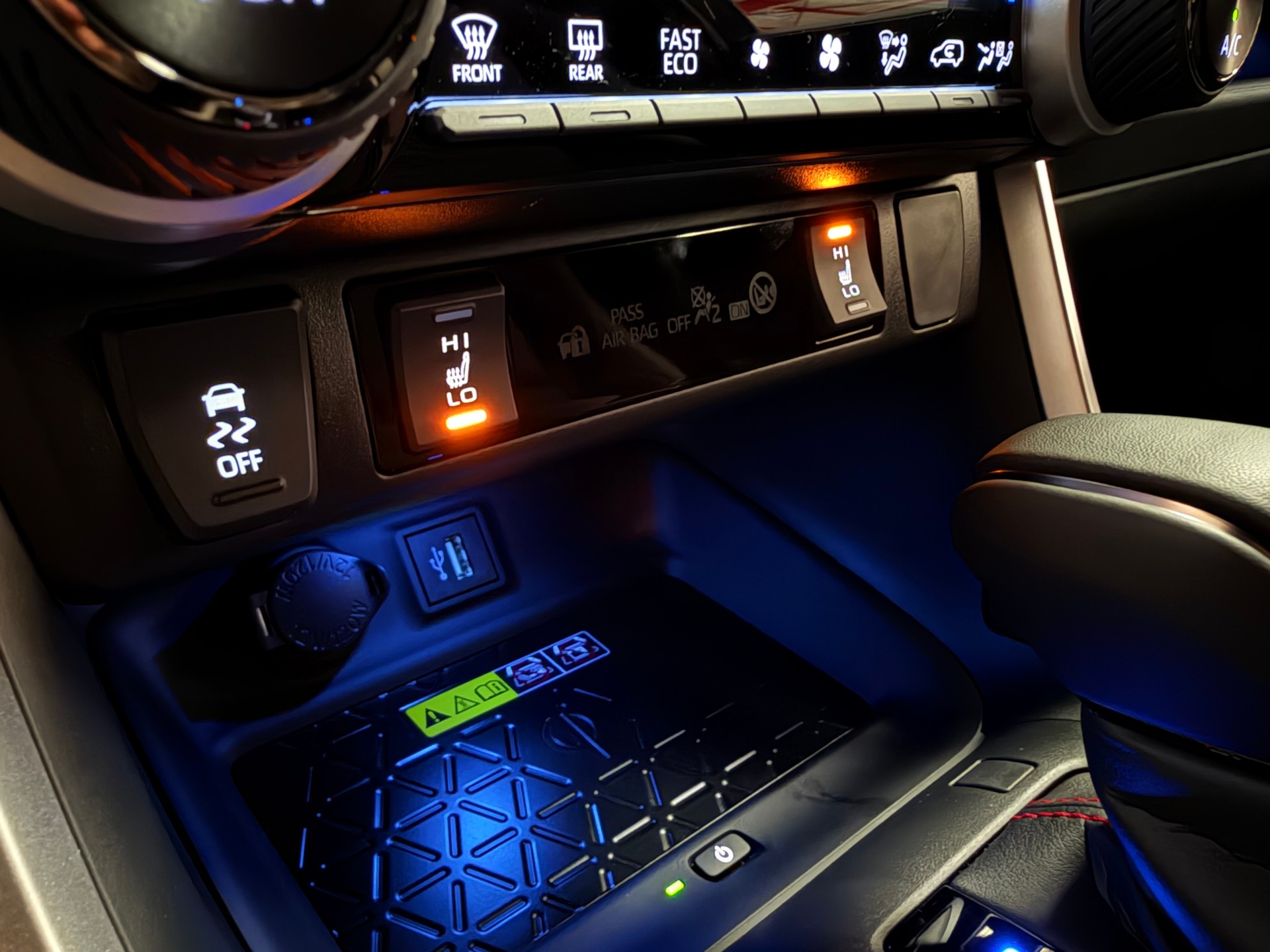 TOYOTA RAV-4 2.5 PHEV Trend e-CVT 4WD-image-27