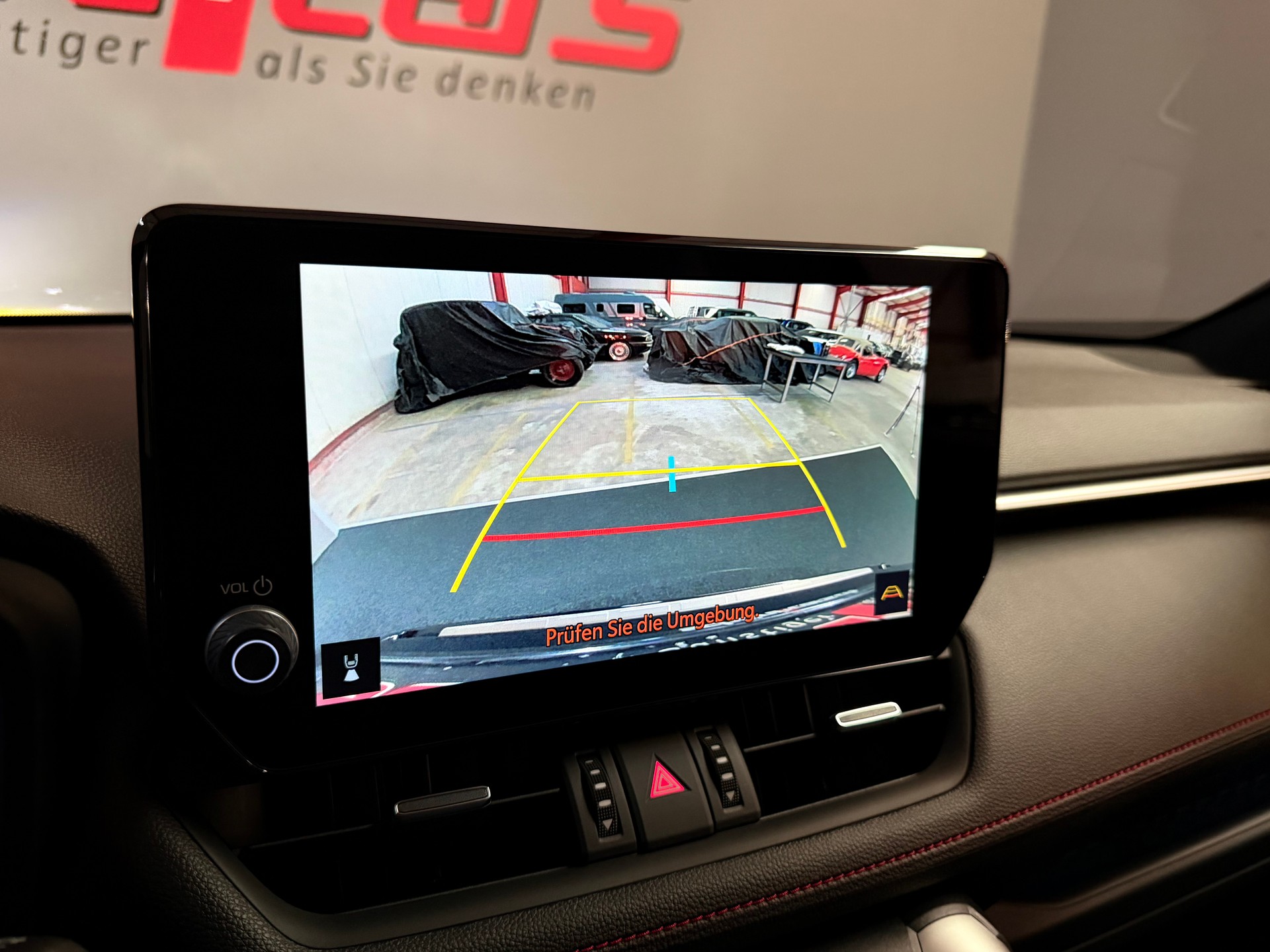 TOYOTA RAV-4 2.5 PHEV Trend e-CVT 4WD-image-25