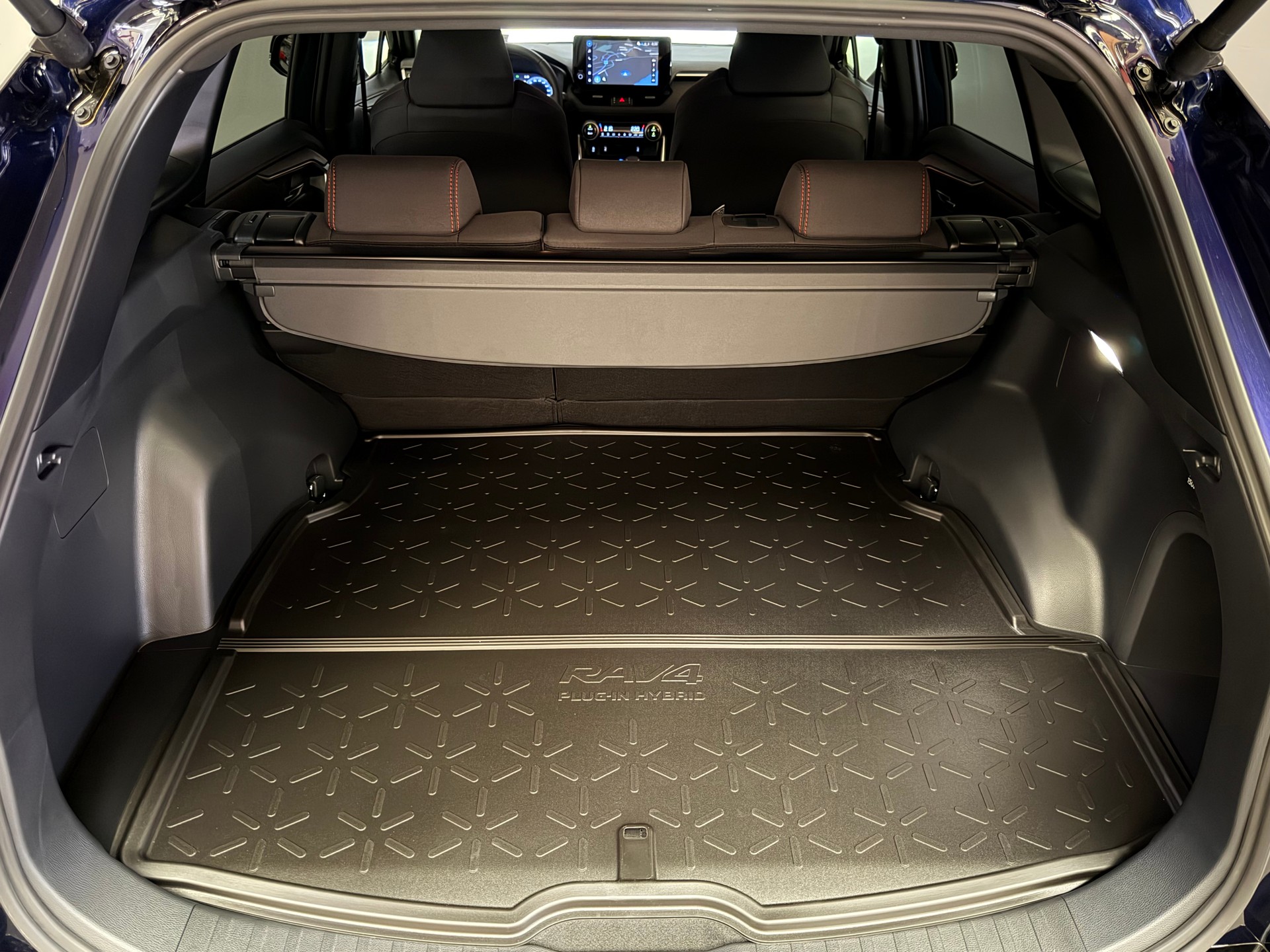 TOYOTA RAV-4 2.5 PHEV Trend e-CVT 4WD-image-11