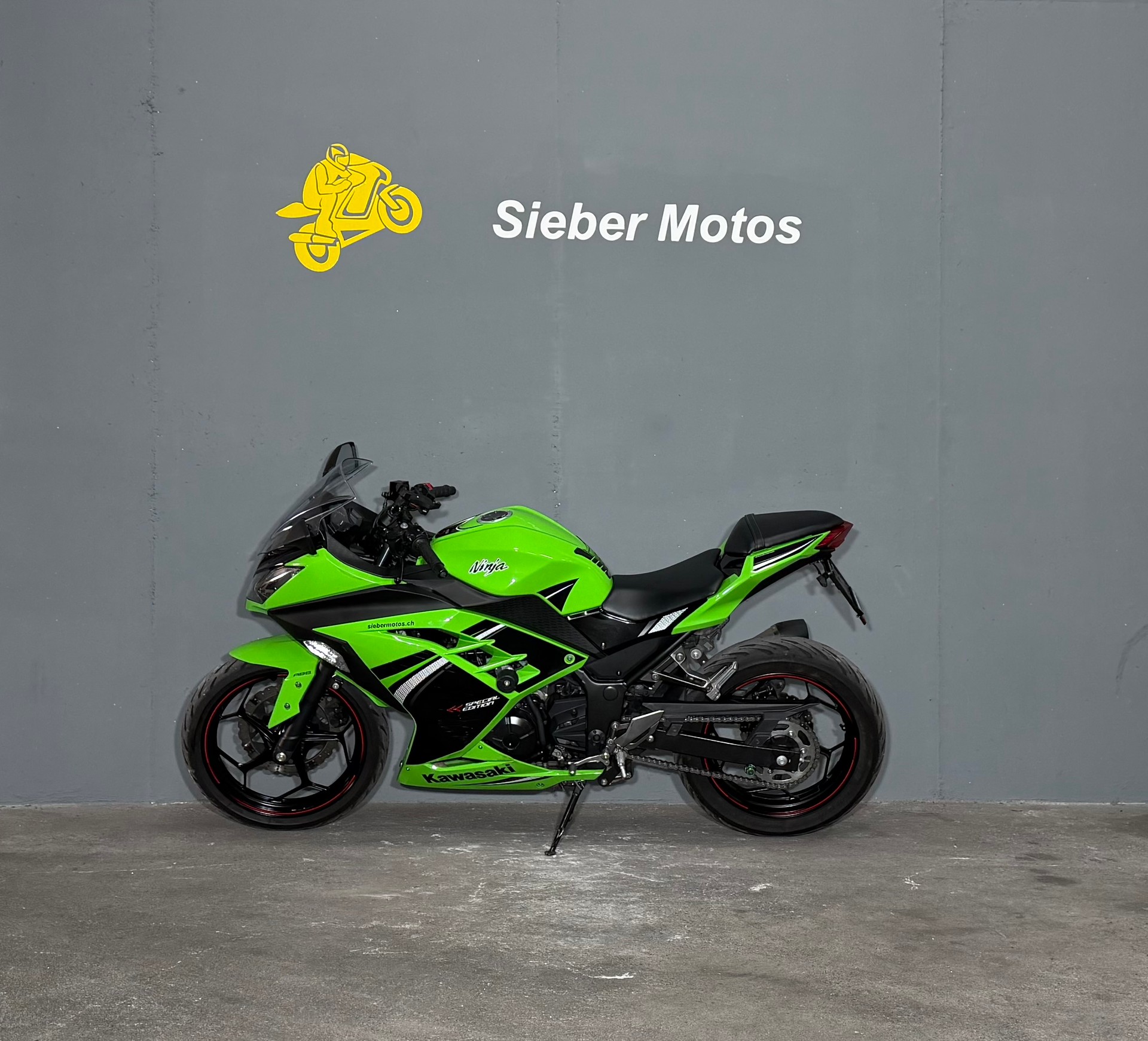KAWASAKI Ninja 300 ABS-image-2