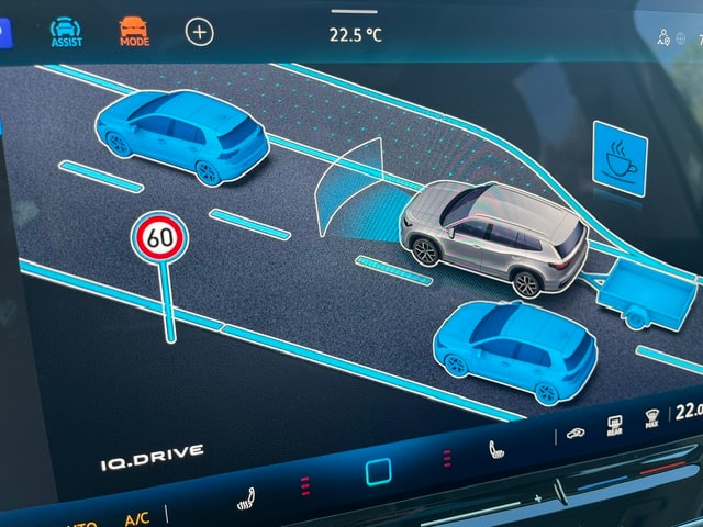 VW Tayron 2.0 TSI Elegance DSG 4Motion-image-15