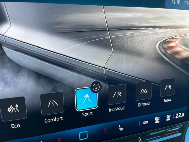 VW Tayron 2.0 TSI Elegance DSG 4Motion-image-17