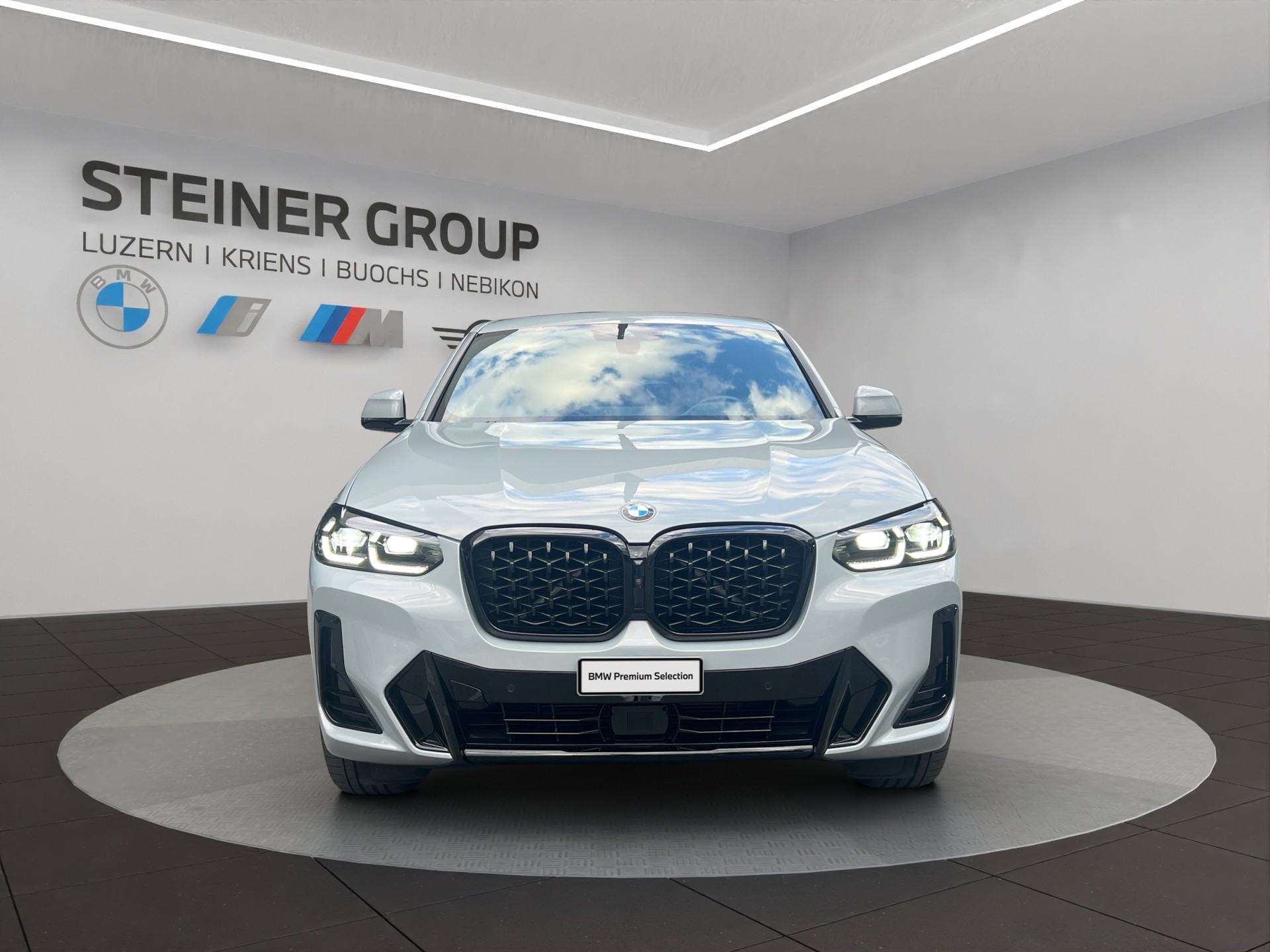 BMW X4 xDrive 48V 20i M Sport Steptronic-showroom-element-1