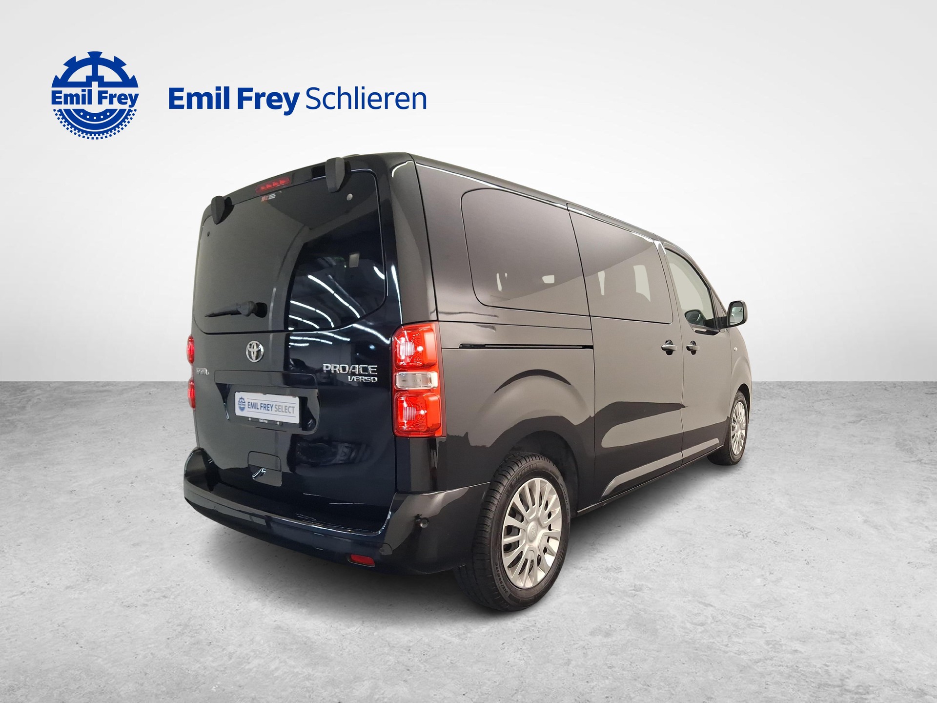 TOYOTA PROACE Verso L1 2.0 D Shuttle-image-4