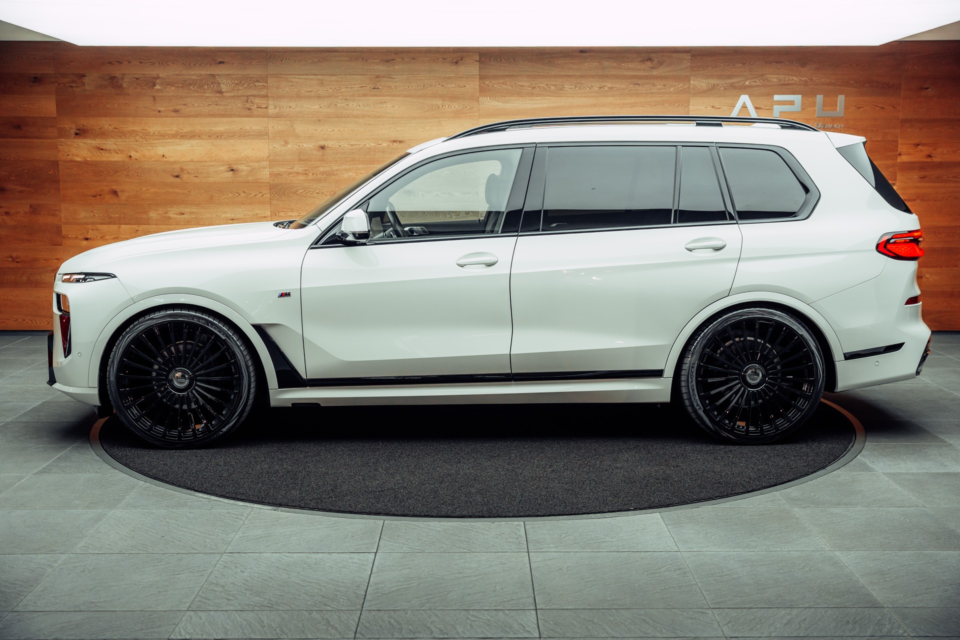 BMW X7 xDrive40d 48V Steptronic M Sport Alpinweiss-image-13