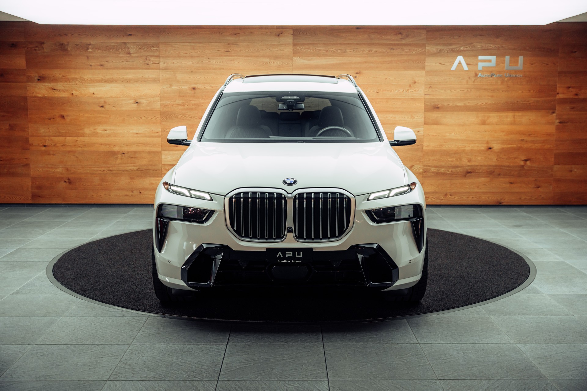 BMW X7 xDrive40d 48V Steptronic M Sport Alpinweiss-image-22