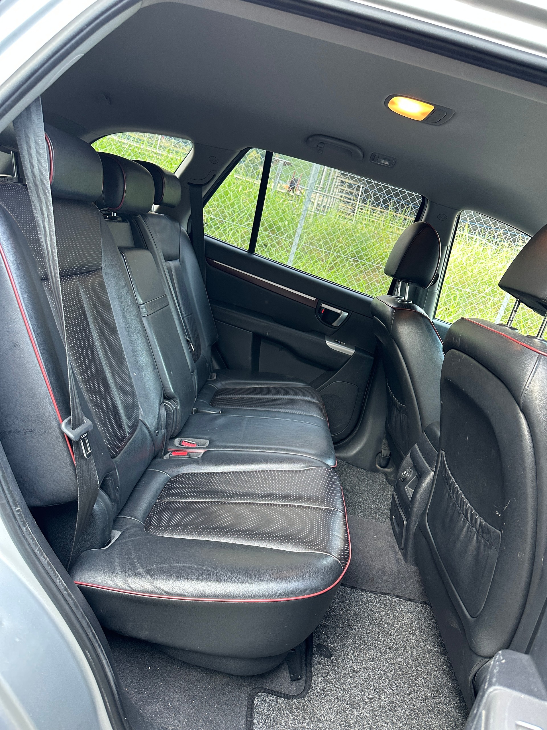 HYUNDAI Santa Fe 2.7 V6 Premium 4WD-image-7