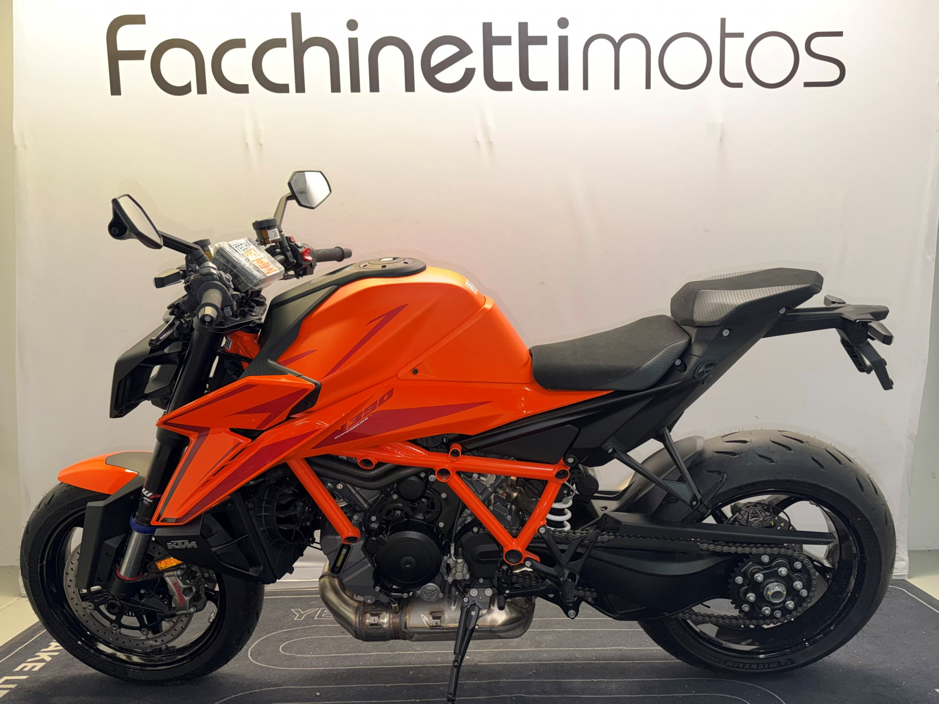 KTM 1390 Super Duke R Evo KTM 1390 SUPER DUKE R EVO NEUVE-image-1
