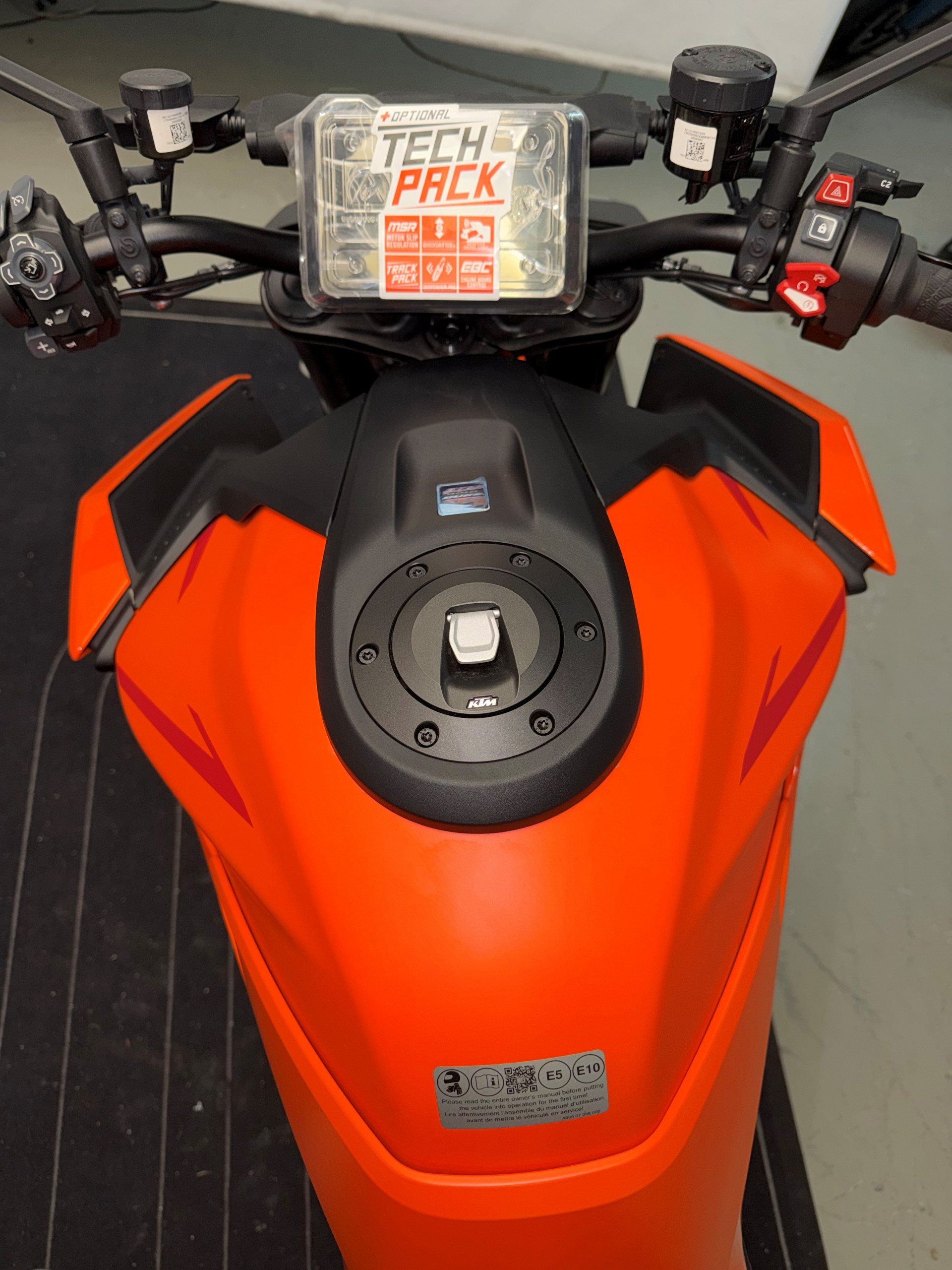 KTM 1390 Super Duke R Evo KTM 1390 SUPER DUKE R EVO NEUVE-image-2