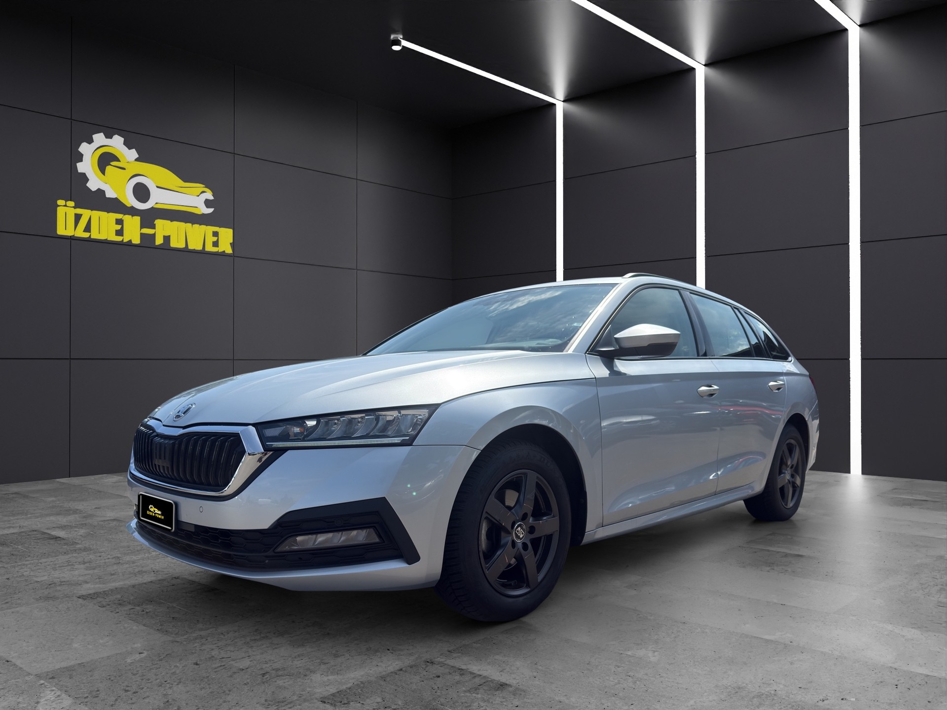 SKODA Octavia Combi 2.0 TDI DSG Ambition
