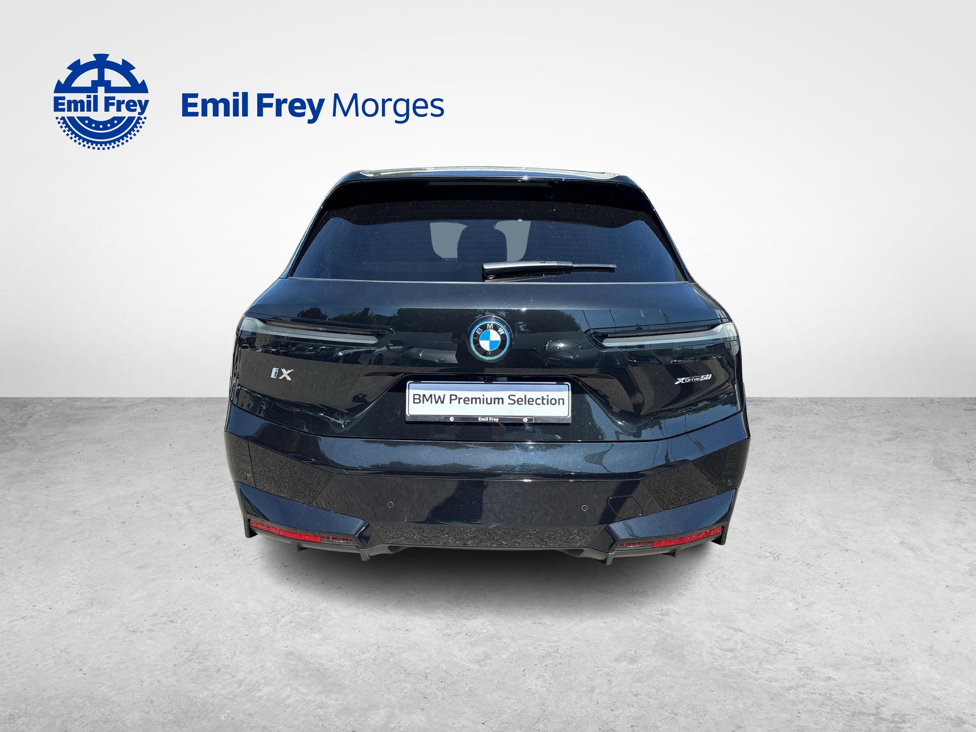BMW iX xDrive50-image-4