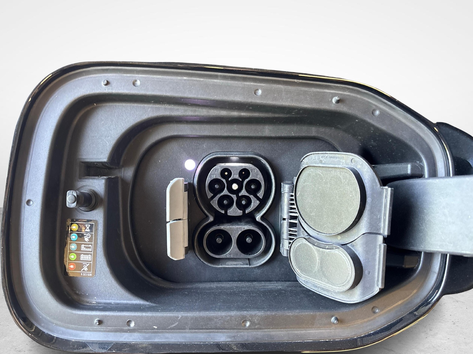 BMW iX xDrive50-image-19