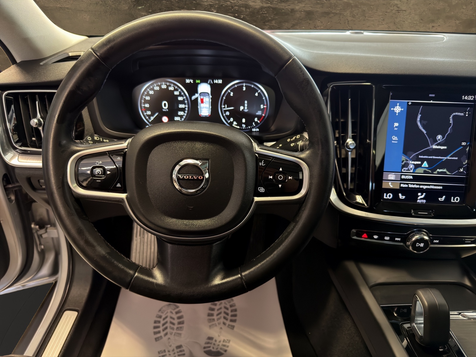 VOLVO V60 Cross Country B4 Mild Hybrid Core AWD Geartronic-image-10