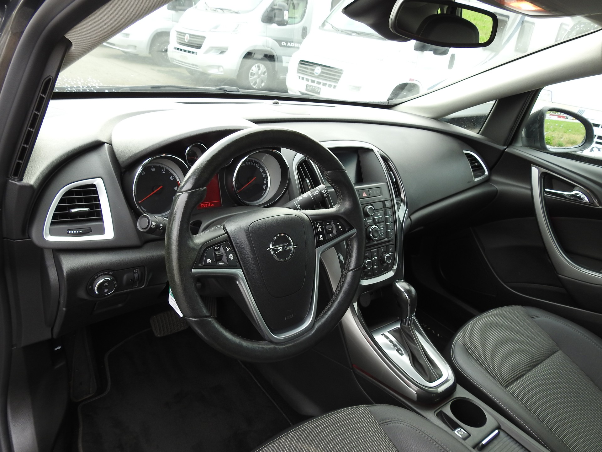 OPEL Astra 1.6i 16V Turbo Active Edition Automatic-image-11