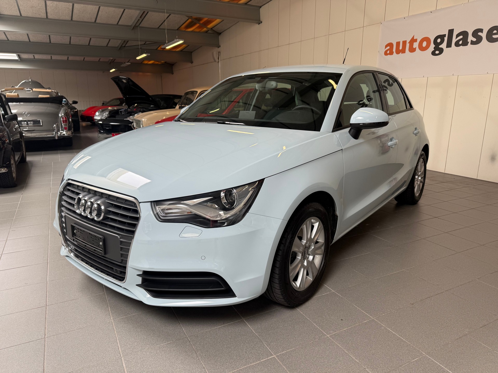AUDI A1 Sportback 1.4 TFSI Ambition S-tronic-showroom-element-3
