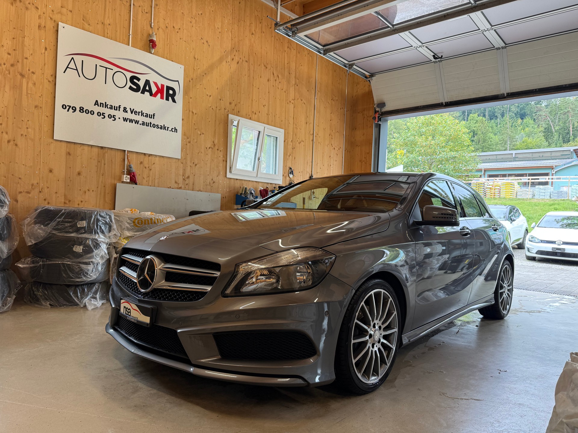MERCEDES-BENZ A 200 AMG Line 7G-DCT