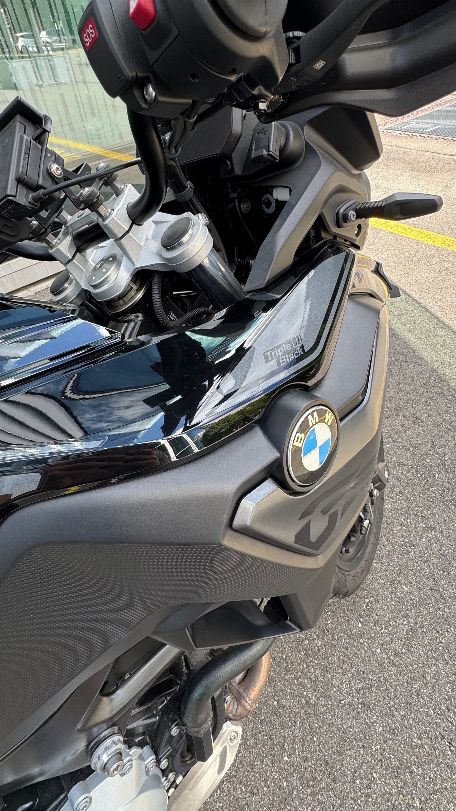 BMW F 750 GS (35kW)-image-5