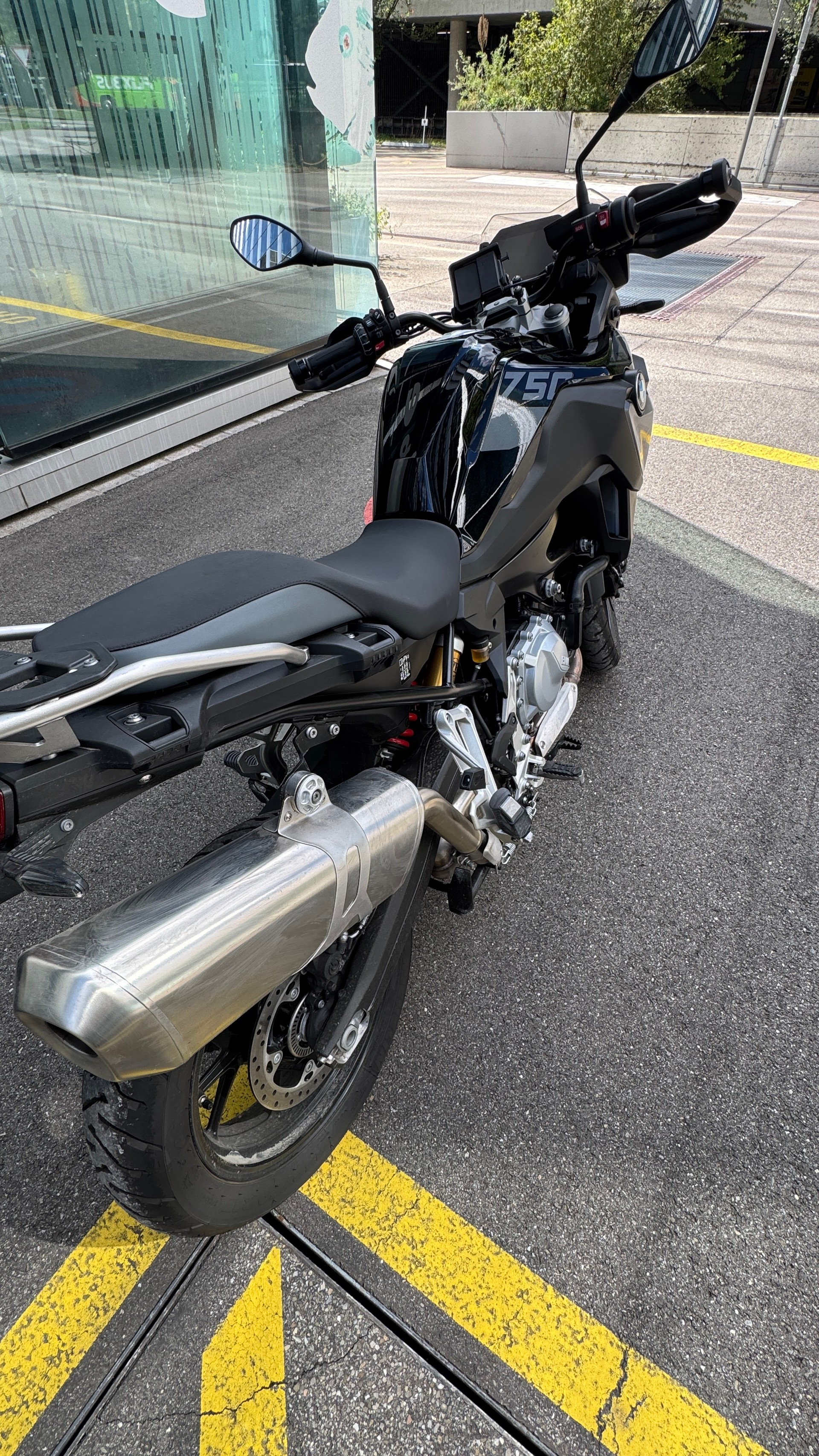 BMW F 750 GS (35kW)-image-4