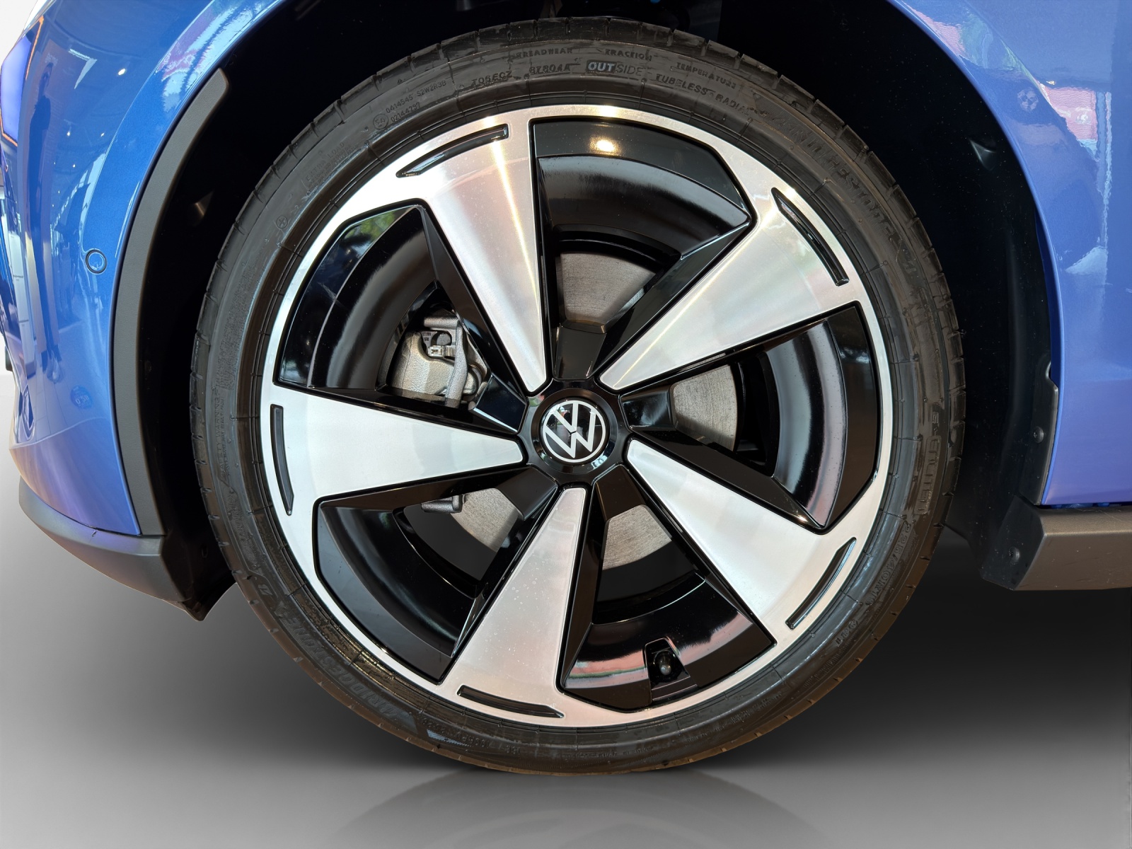 VW ID.Polo Style 52kWh/210PS ED One+-image-15