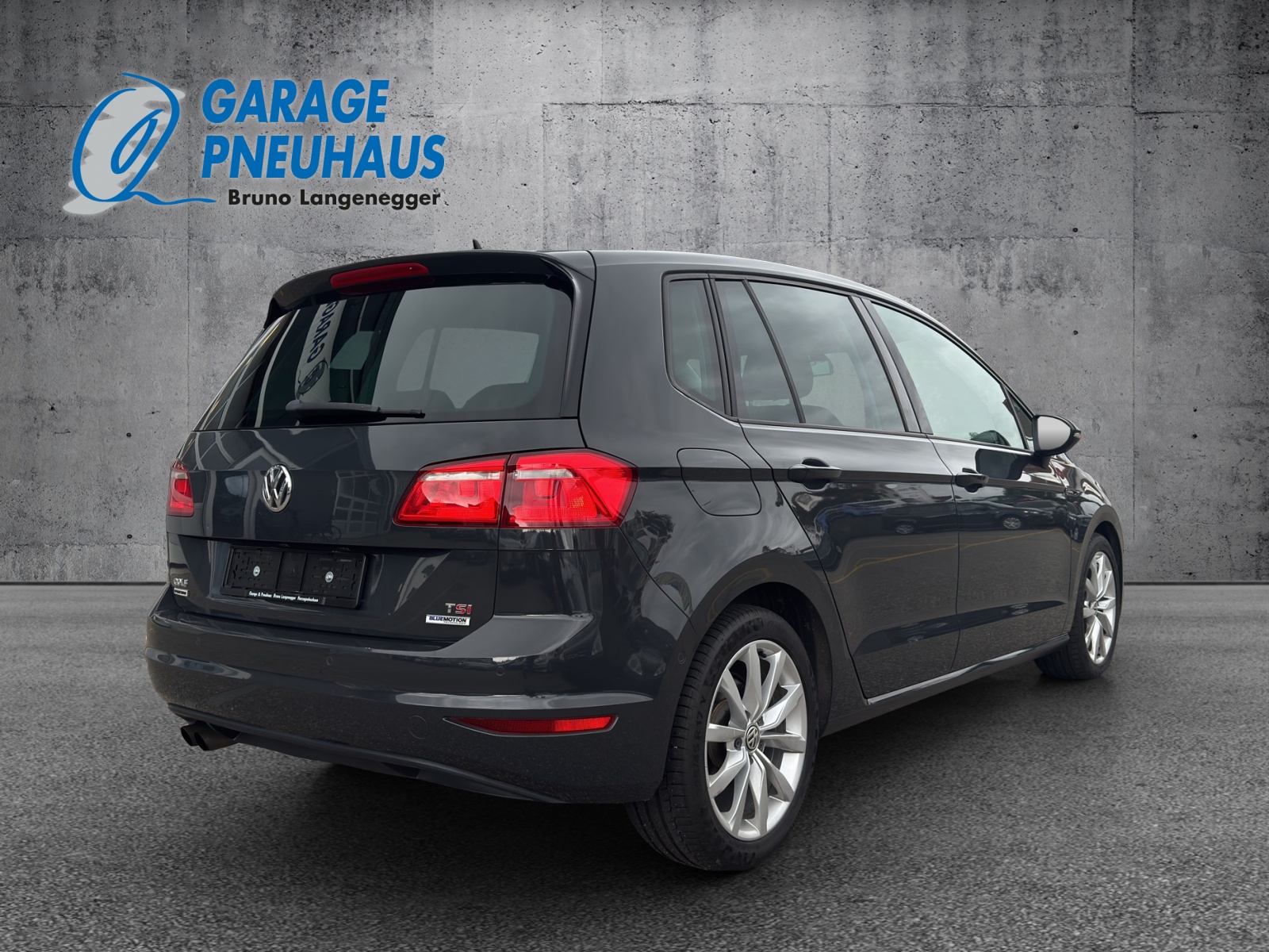 VW Golf Sportsvan 1.4 TSI Lounge DSG-showroom-element-3