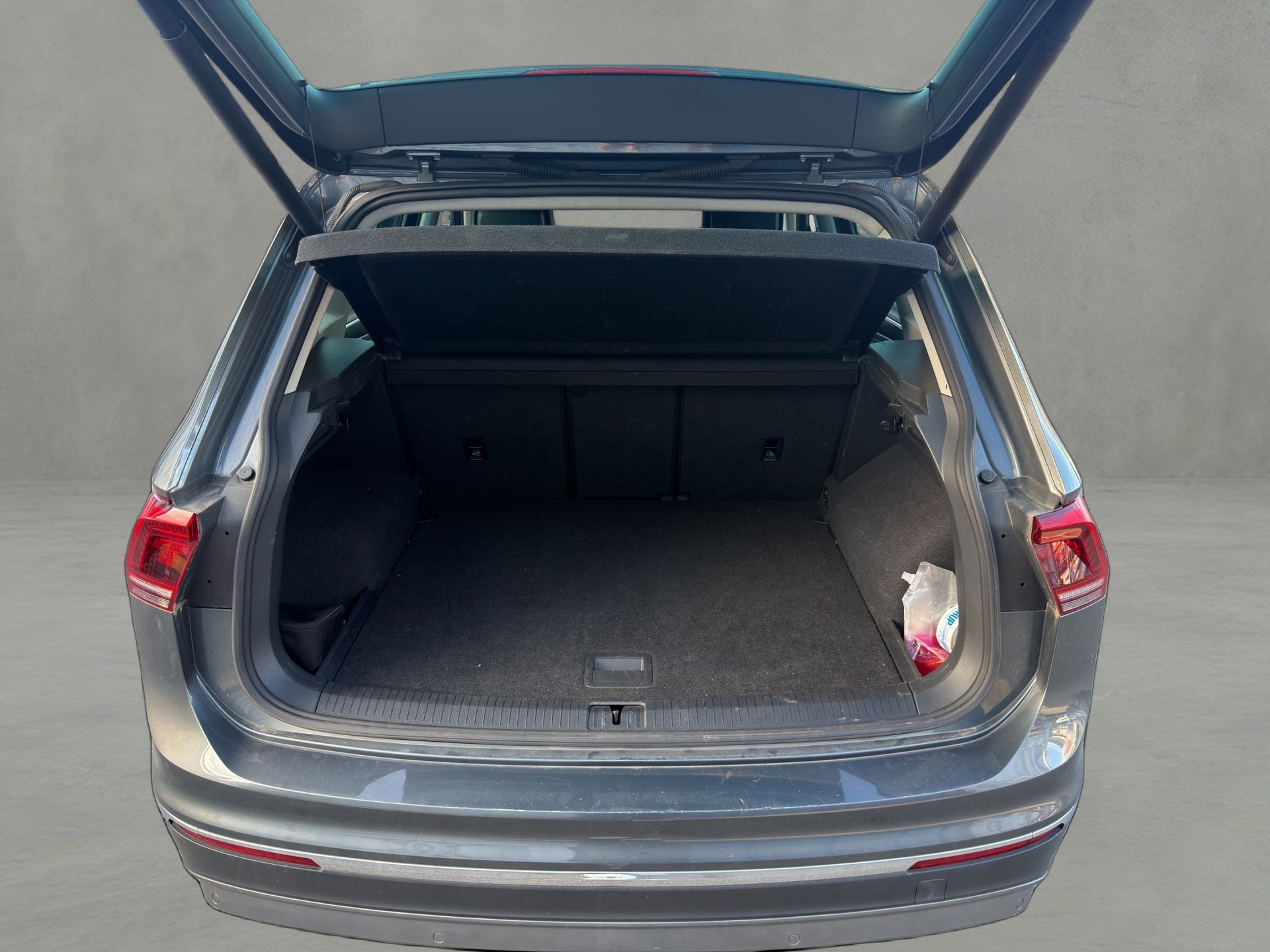 VW Tiguan 2.0 TDI SCR Highline 4Motion DSG-image-14