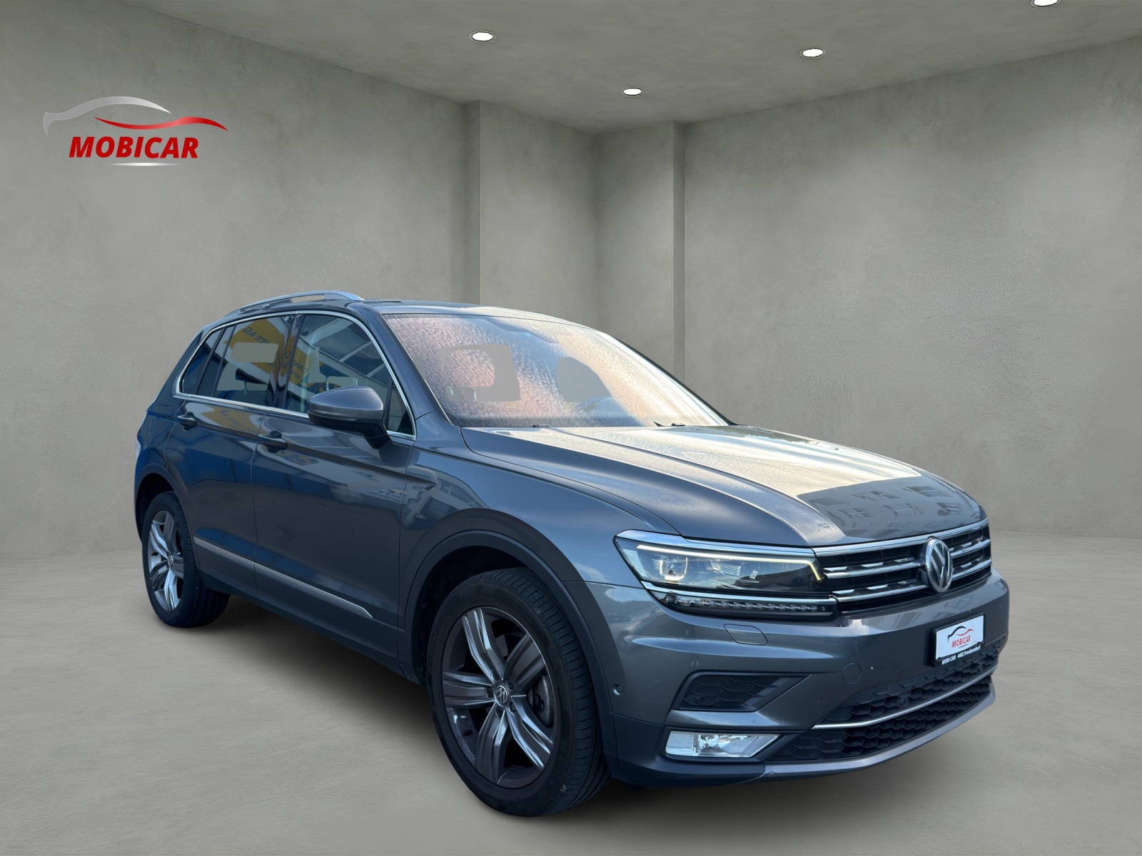 VW Tiguan 2.0 TDI SCR Highline 4Motion DSG-image-6