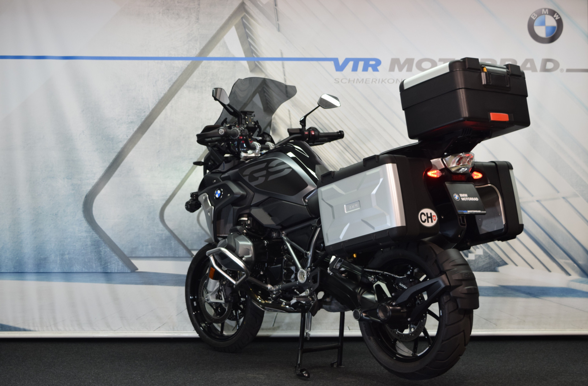 BMW R 1250 GS Triple Black inkl. Seitenkoffer & Topcase-image-3
