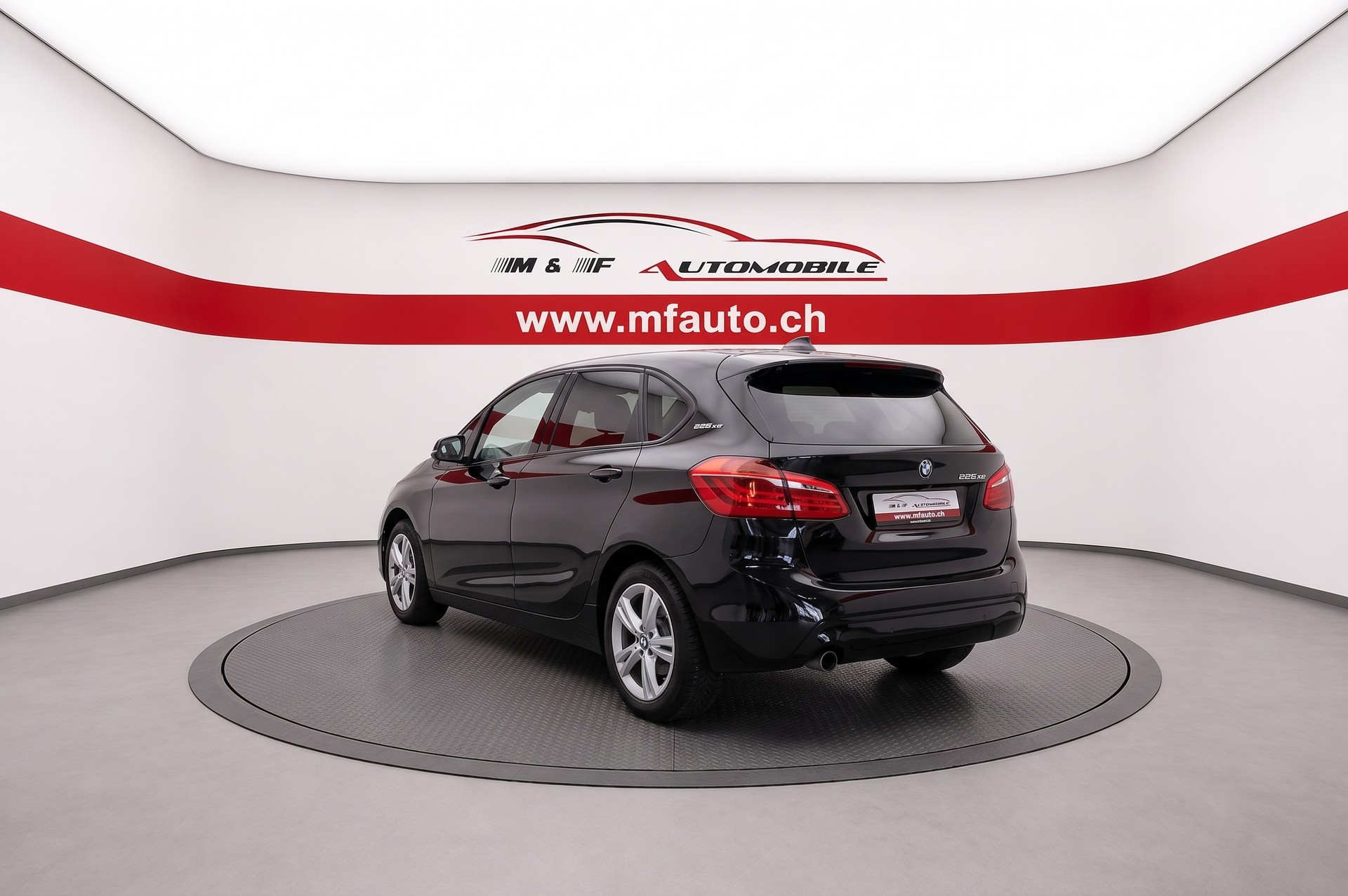 BMW 225xe Active Tourer * CH FAHRZEUG *-showroom-element-3