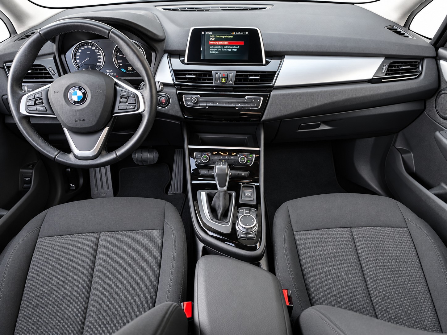 BMW 225xe Active Tourer * CH FAHRZEUG *-image-9