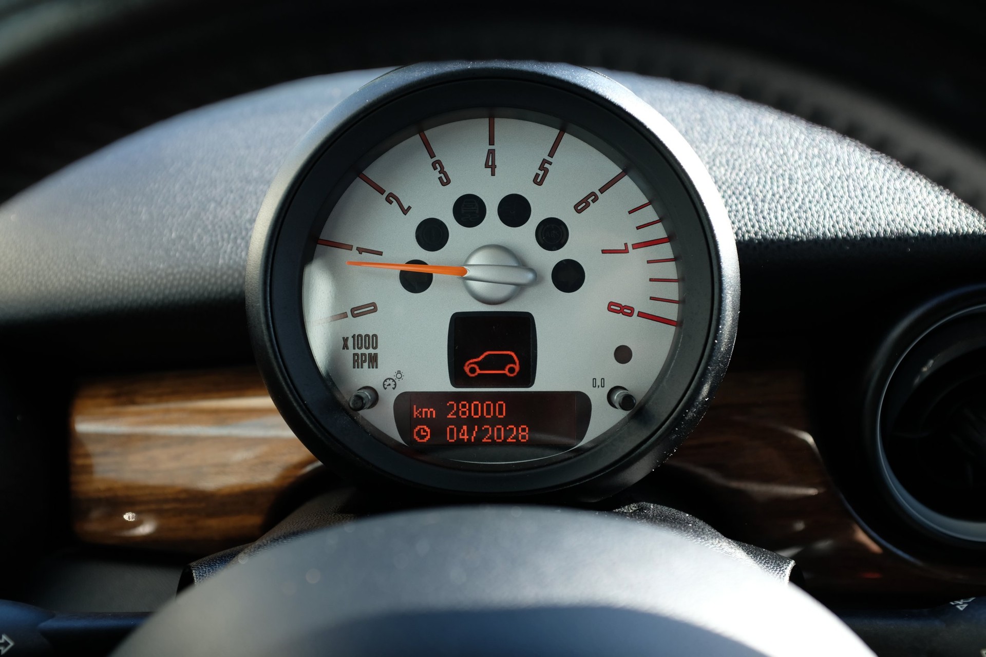 MINI 1.6i Cooper S-image-9