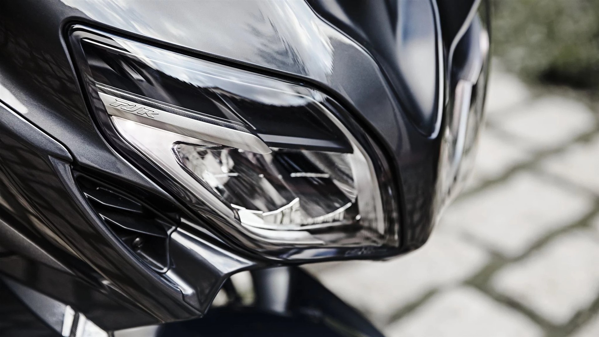 YAMAHA FJR 1300 AE ABS-image-8