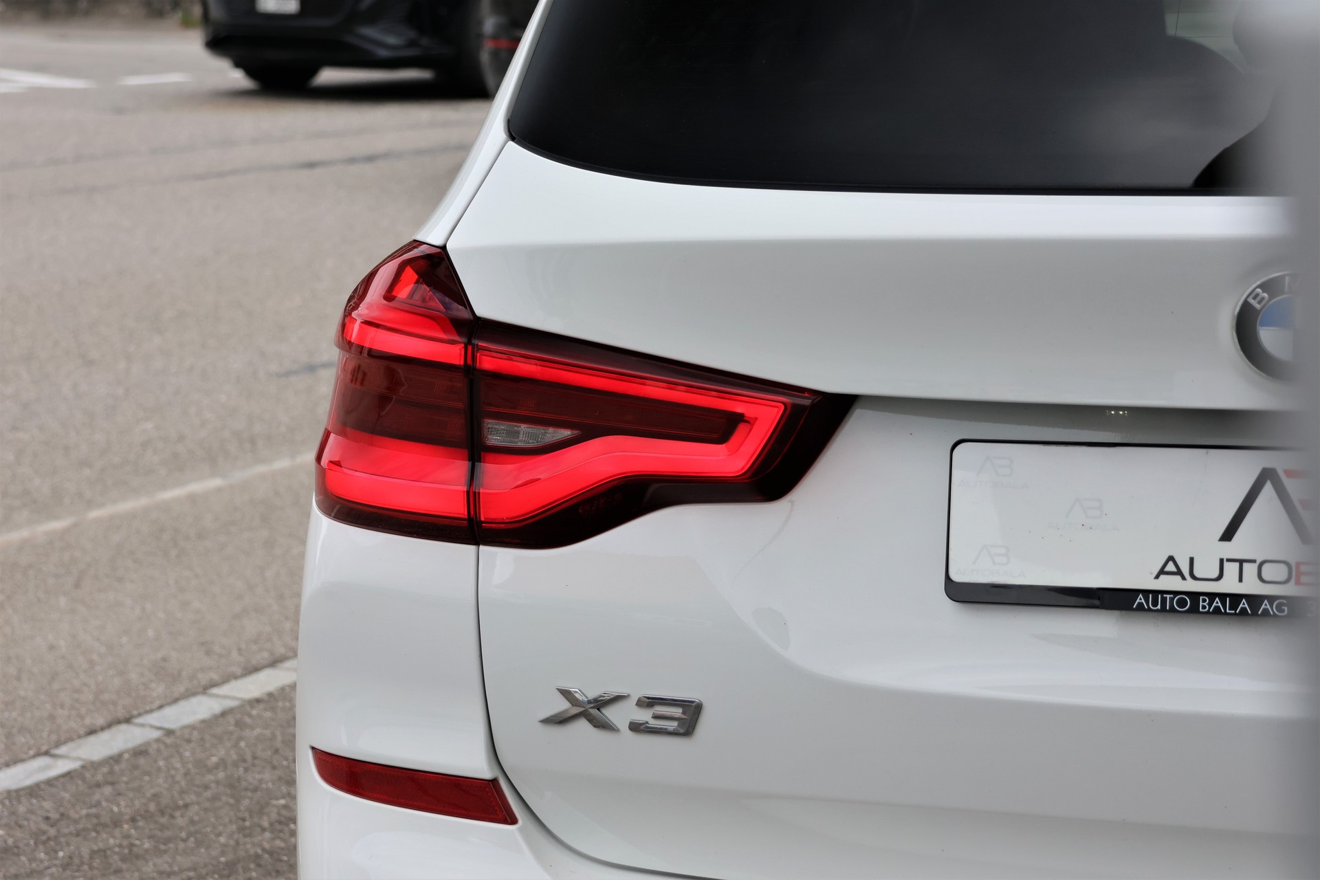 BMW X3 xDrive 30e M Sport (CH) + 2.0T AHK-image-5