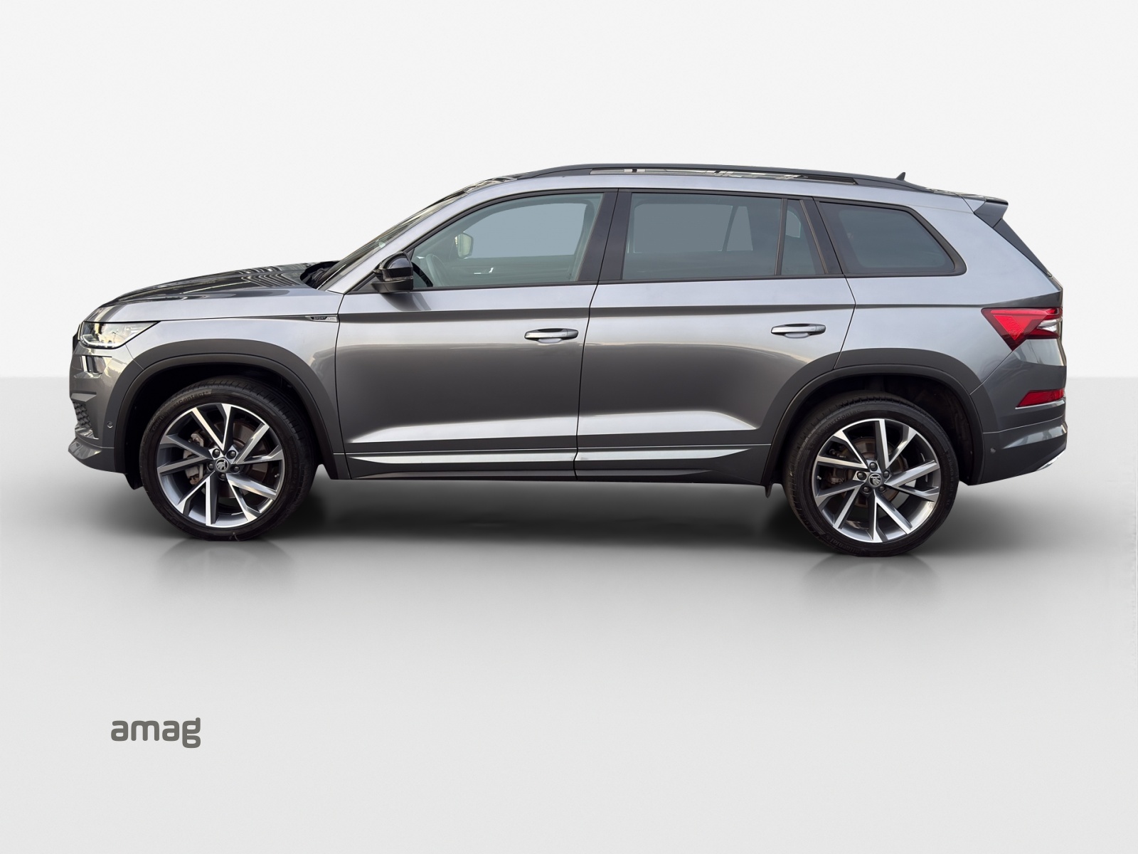SKODA Kodiaq 2.0 TSI 4x4 SportLine-showroom-element-1