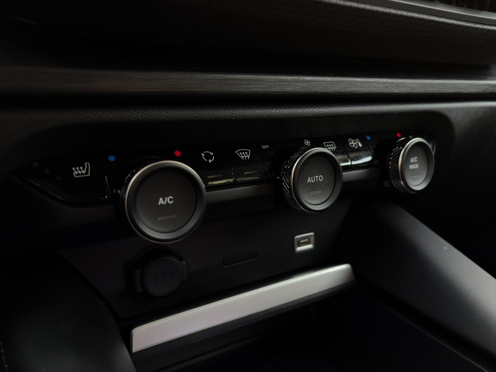 CITROEN Citroën C5 X 1.6 Plug-in Hybrid Shine-image-15