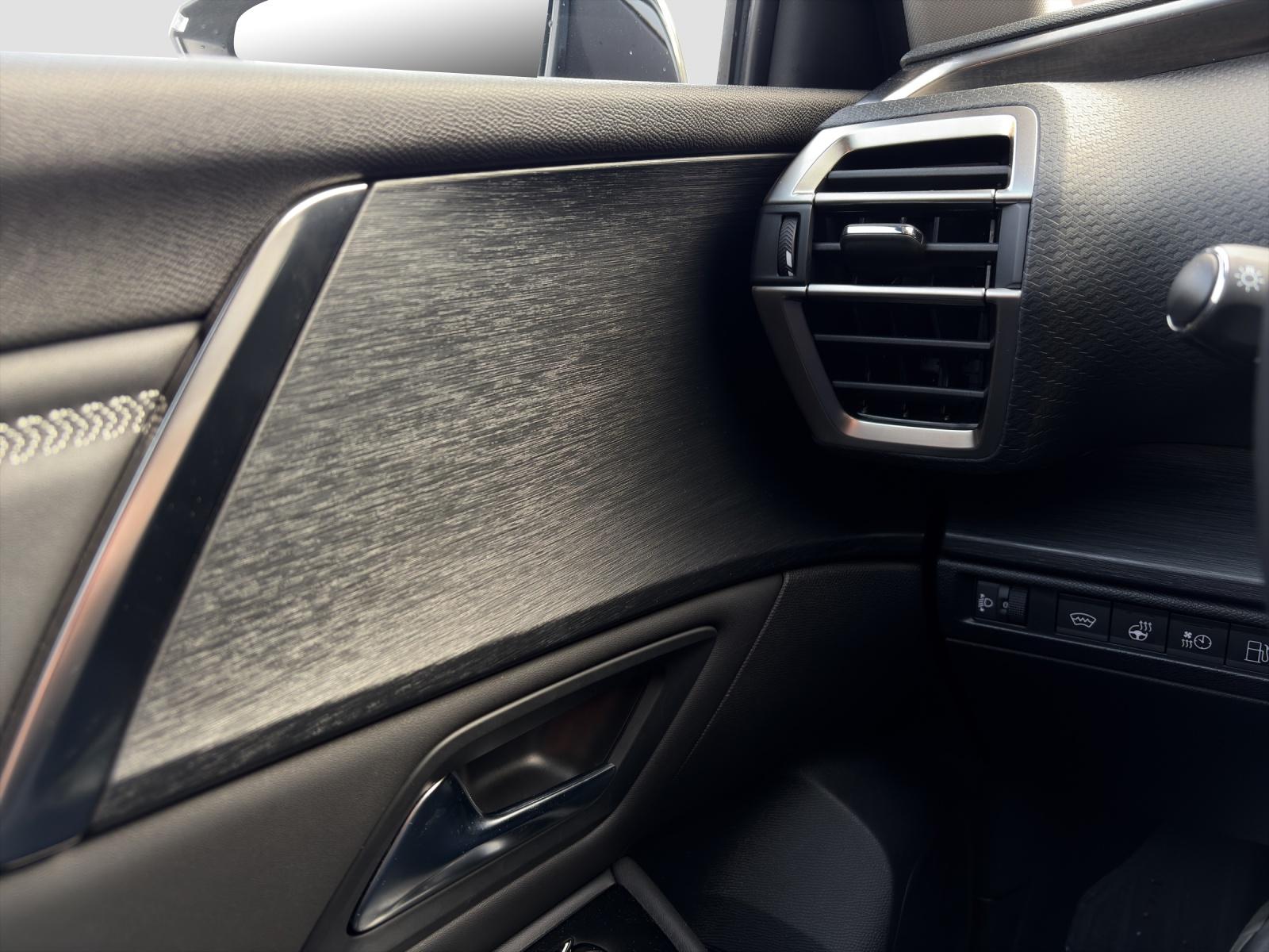 CITROEN Citroën C5 X 1.6 Plug-in Hybrid Shine-image-17