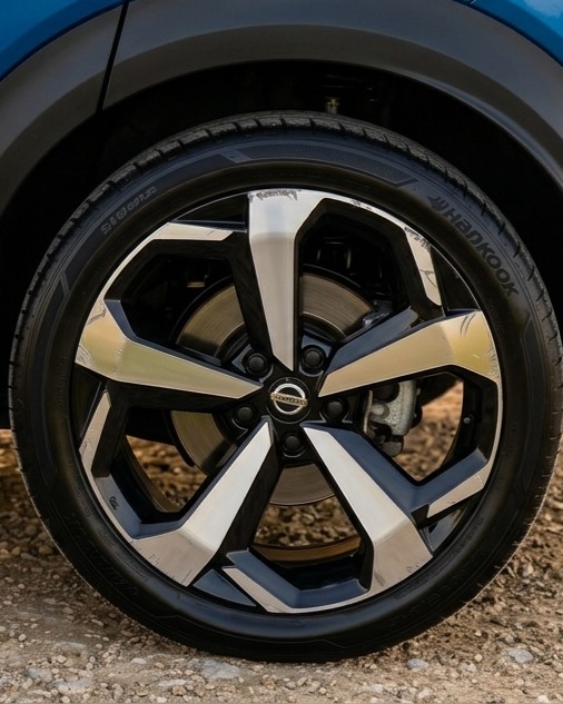 NISSAN 1.0 DIG-T Tekna-image-3