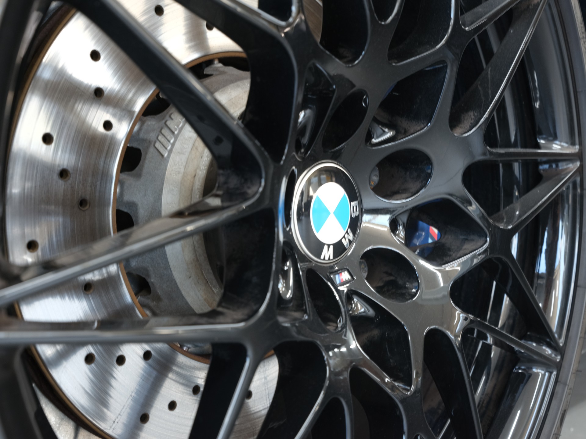 BMW M4 Cabriolet Competition DKG *Harman & Kardon* *M - Performance* *Rückfahrkamera*-image-16