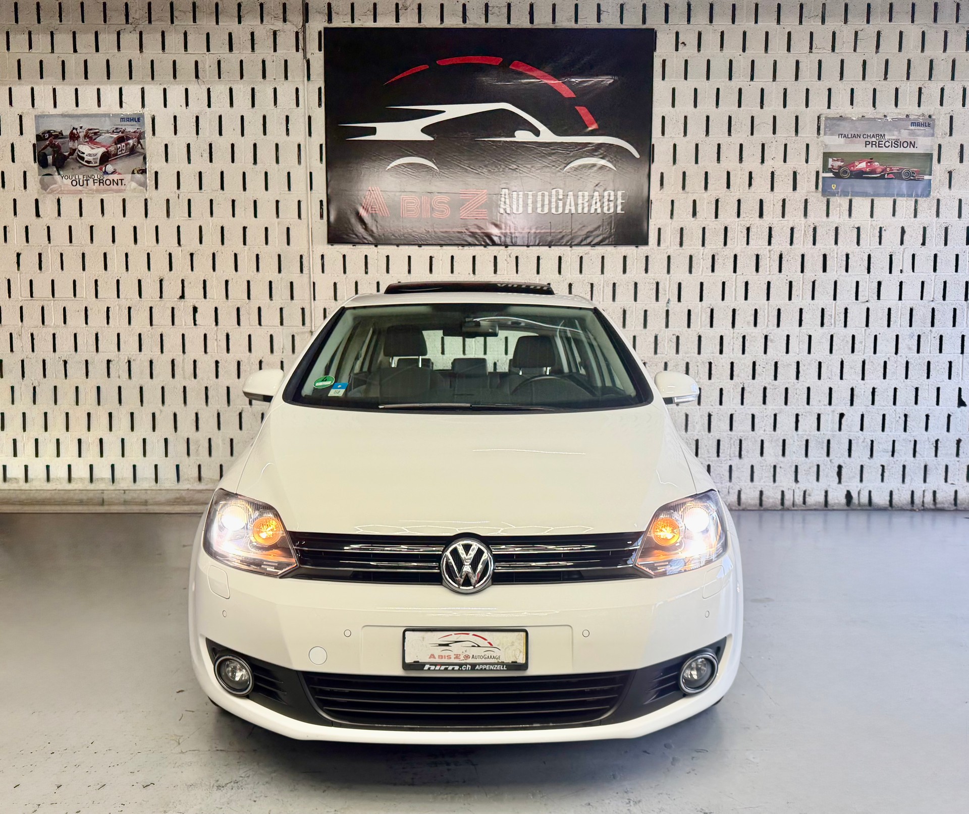 VW Golf Plus 1.2 TSI Team DSG-showroom-element-1