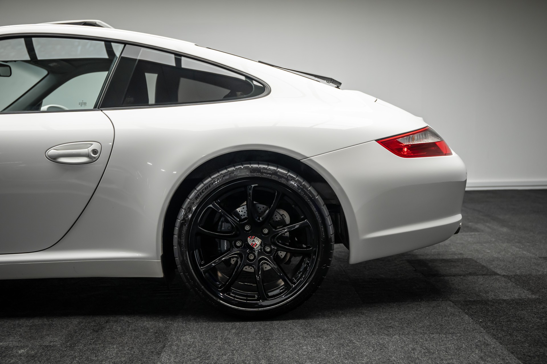 PORSCHE * 911 3.6 Carrera 997. 1 * GT3 19 ZOLL RÄDER * LEASING AB 362.- *-showroom-element-2