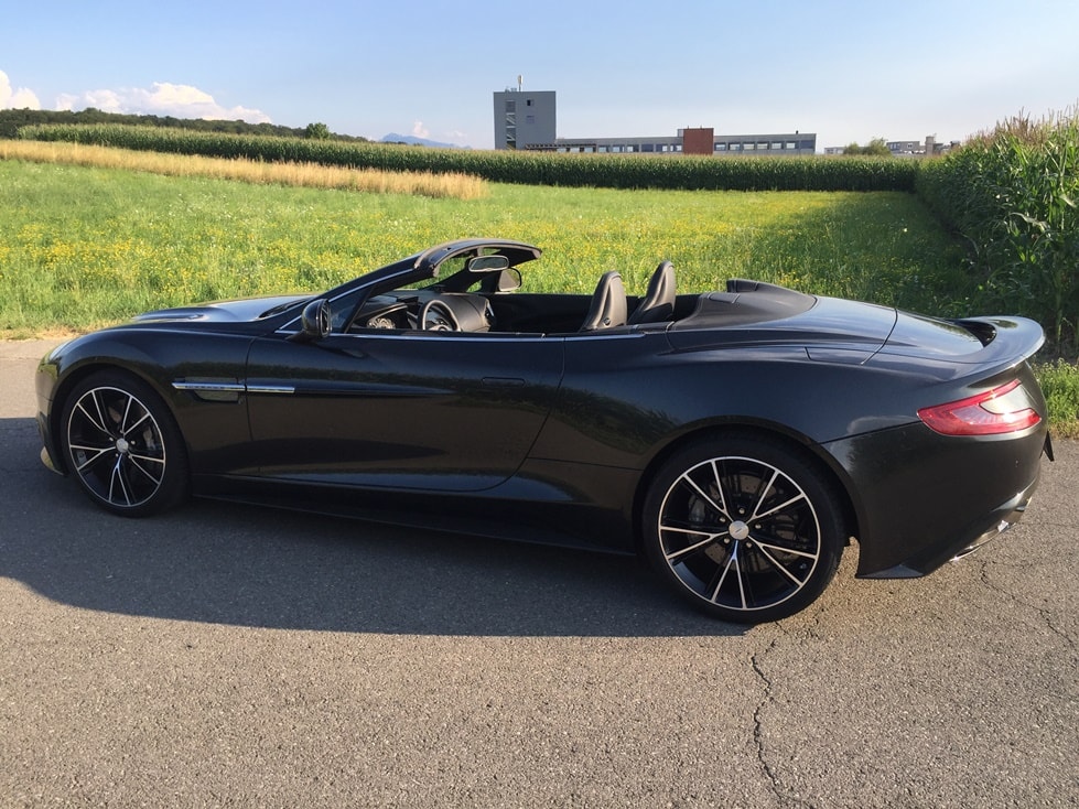 ASTON MARTIN Vanquish Volante V12-image-4
