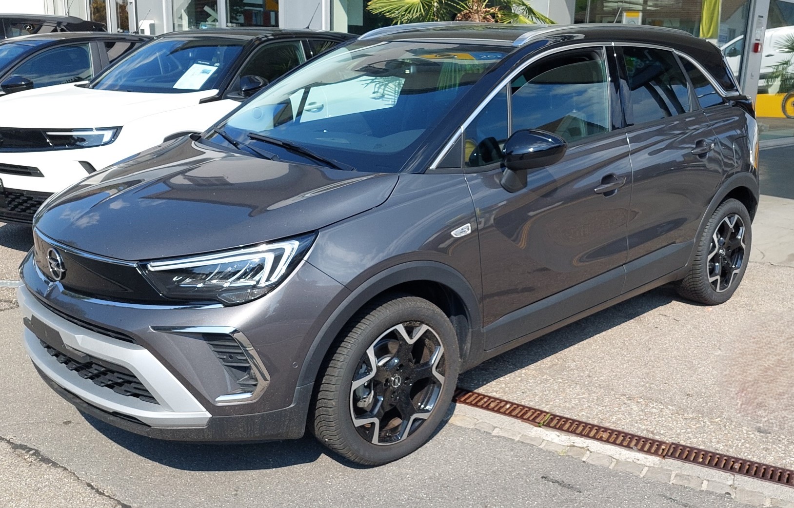 OPEL Crossland 1.2i Elegance Automat-showroom-element-2