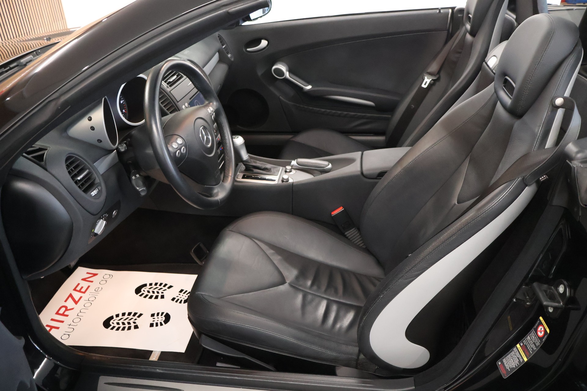 MERCEDES-BENZ SLK 350-image-12