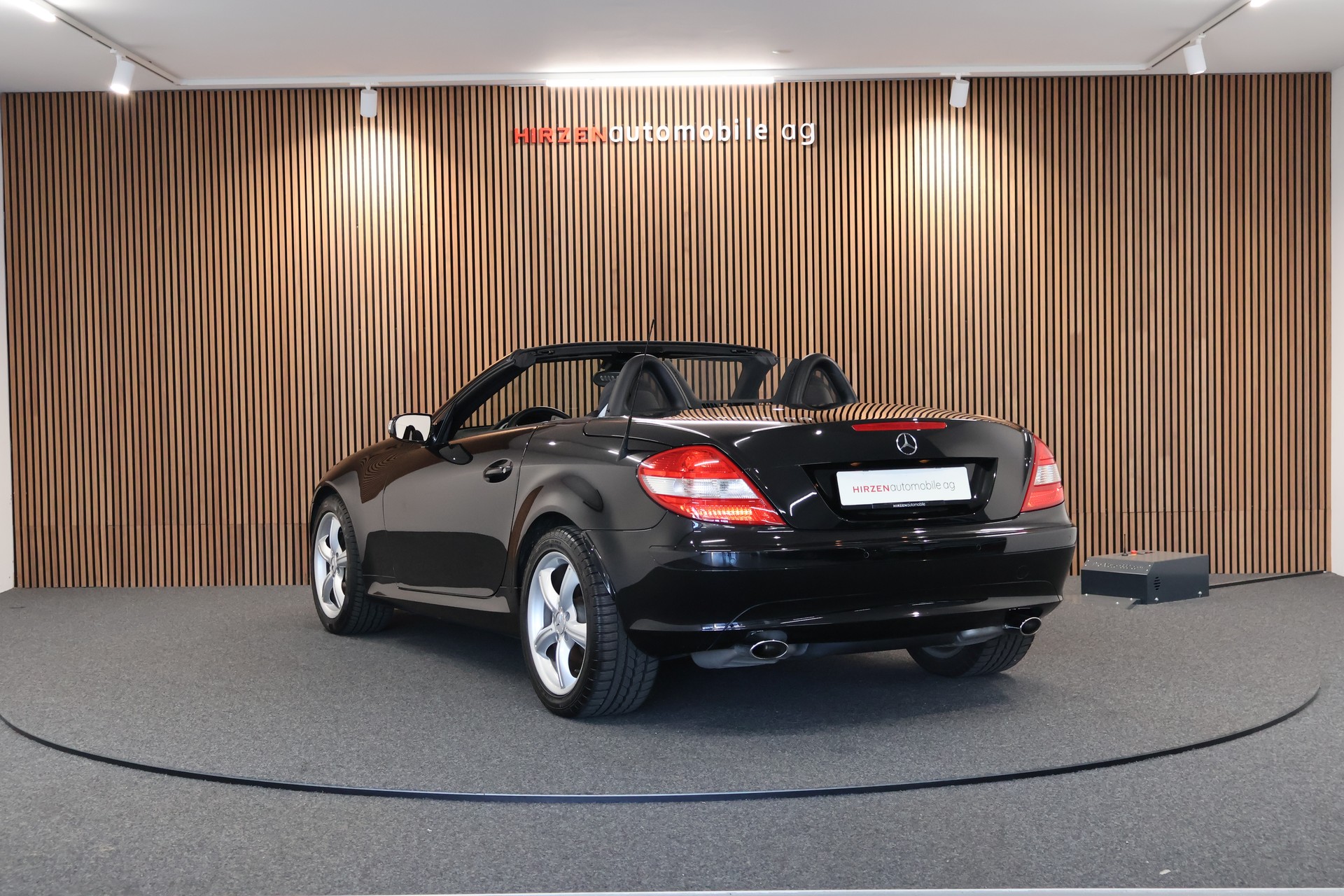 MERCEDES-BENZ SLK 350-image-4